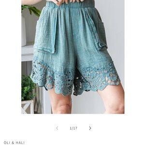 Oli + Hali beach wash lace shorts size S